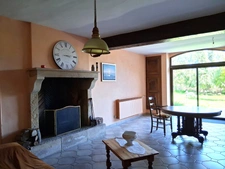 Maison à vendre 12 pièces SAINT SAULGE (58)