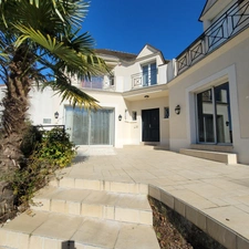 Maison à vendre 9 pièces CACHAN (94) 280m2, secteur Coteau