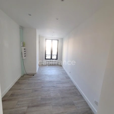 Local commercial avec terrasse à vendre CHATENAY MALABRY (92)