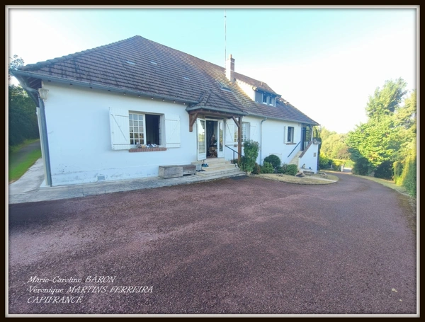 Maison sur sous-sol, 6 chambres, 3 garages, SAINT FLORENT SUR CHER (18)