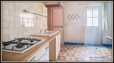 Maison avec cour, grand sejour BUZANCAIS (36)