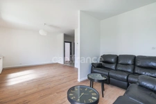 À vendre à Sainte-Geneviève-des-Bois, maison familiale :    de 123 m², 5 chambres, véranda, garage, sans travaux et parfaitement situé.