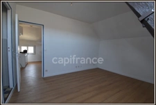 Appartement à vendre 2 pièces de 33m² - La ville du bois - Belle opportunité en centre-ville pour investir