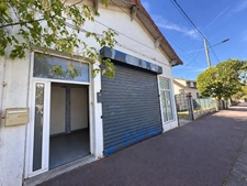 Local commercial à louer à Draveil (91)– bâtiment indépendant et façade sur rue