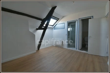Appartement à vendre 2 pièces de 33m² - La ville du bois - Belle opportunité en centre-ville pour investir