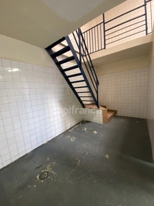 À louer 91 – Entrepôt / local d’activité d’environ 126 m²