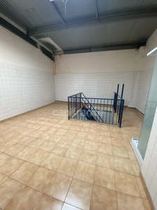 À louer 91 – Entrepôt / local d’activité d’environ 126 m²