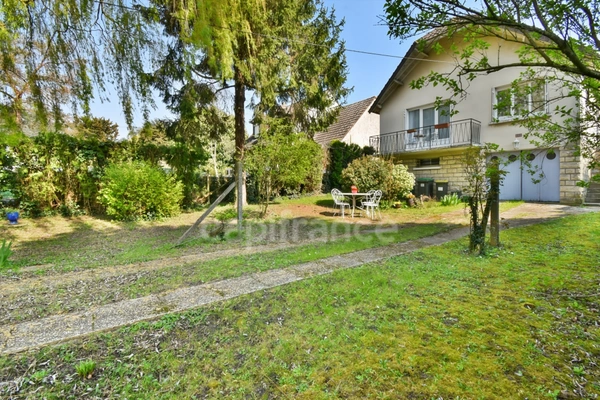 Maison à vendre Saint-Germain-lès-Arpajon – Très belle maison individuelle avec sous-sol complet, beau terrain et potentiel 3 chambres
