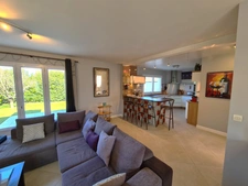 Maison à vendre SAINTE GENEVIEVE DES BOIS (91) - Maison lumineuse 4 chambres avec sous-sol total  de 125m² et terrain de 500 m²