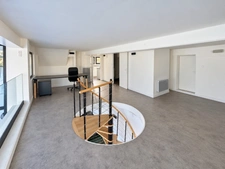 🏢 À LOUER – LOCAL D’ANGLE 130 m² | LONGJUMEAU (91) 