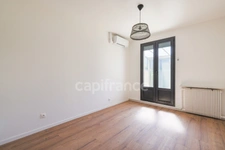 À vendre à Sainte-Geneviève-des-Bois, maison familiale :    de 123 m², 5 chambres, véranda, garage, sans travaux et parfaitement situé.