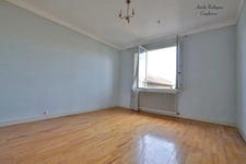 Maison à vendre 7 pièces BAGE LE CHATEL (01)