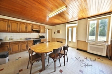 Maison à vendre 6 pièces proche de SAINT JULIEN SUR REYSSOUZE (01)