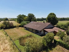 Maison à vendre 5 pièces proche de SAINT TRIVIER DE COURTES (01)