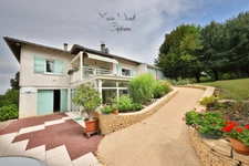 Maison à vendre 8 pièces proche de MACON (71)