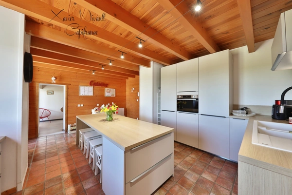Maison à vendre 11 pièces proche de SAINT AMOUR (39)