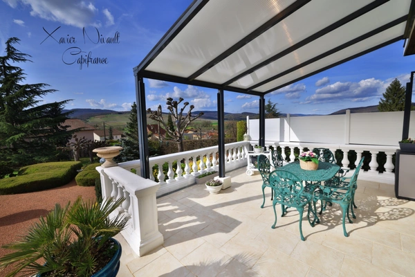 Maison à vendre 7 pièces VERZE (71)