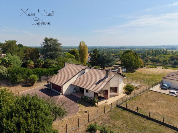 Maison à vendre 5 pièces proche de SAINT JEAN LE PRICHE (71)