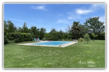 À vendre proche Revel – Maison familiale avec 5 chambres, piscine et grand terrain arboré