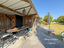 3-room house for sale in CUQ TOULZA (81) - 9,900 m² plot and outbuildings