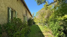 LAVAUR – Longère rénovée au calme, à proximité du centre-ville