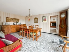 A vendre ancienne ferme avec dépendances sur 9 500 m² de terrain – Aguts (81470)