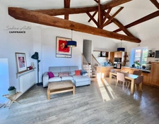 Theizé - Duplex de charme avec extérieur – Esprit maison de village