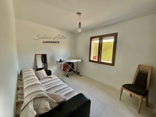 ARNAS – Maison de plain-pied avec piscine chauffée, cave et terrain de 812 m²