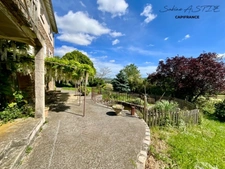 Pomeys - House with a breathtaking view