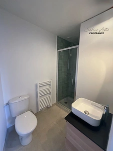 Theizé - Charming duplex with outdoor space – Village house feel