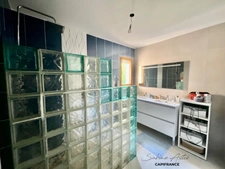 ARNAS - Renovated single-storey house of 121 m² with swimming pool 