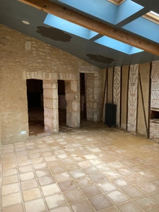 Dpt Charente (16), à vendre RUFFEC immeuble - Surface totale 330 m² environ, Surface habitable 176,37 m²