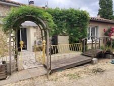 Dpt Charente Maritime (17), à vendre Sainte-Radegonde, maison P4, 113 m²
