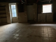 Dpt Charente (16), à vendre RUFFEC immeuble - Surface totale 330 m² environ, Surface habitable 176,37 m²