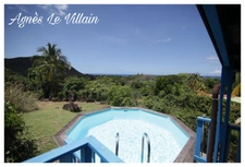 Propriété à Rénover à 300 m de la Plage de Grande Anse