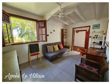 House with Sea View and Swimming Pool