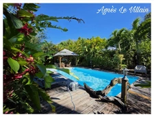 Maison et ses 3 Bungalows