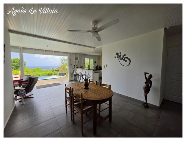 Maison Récente Vue Mer avec Piscine