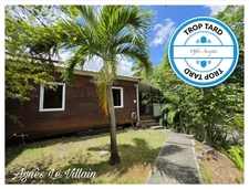 Bungalow with walking access to the beach