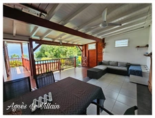 House with Sea View and Swimming Pool
