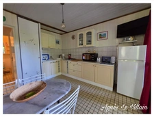 Bungalow with walking access to the beach