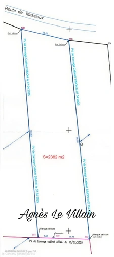 Terrain Borné 2 382 m2 à Massieux