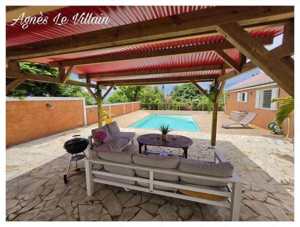 Maison T5 Vue Mer avec sa piscine 