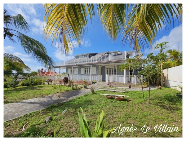 Villa Familiale avec son Appartement