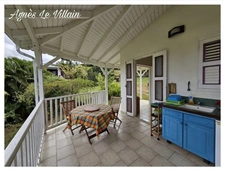 Villa with sea view, beach within walking distance, 4 apartments + 2 bungalows