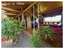 Exceptional architect-designed villa on 4,500 m2 with sea views