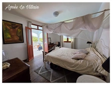 Architect-designed villa with sea view