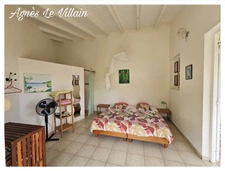 Villa with sea view, beach within walking distance, 4 apartments + 2 bungalows