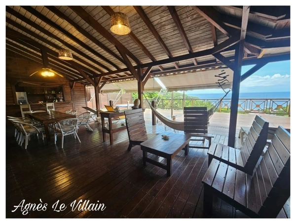 Villa 4 chambres  Spa Vue Mer + 2 logements + Bungalow indépendant 