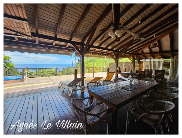 Villa 4 chambres  Spa Vue Mer + 2 logements + Bungalow indépendant 